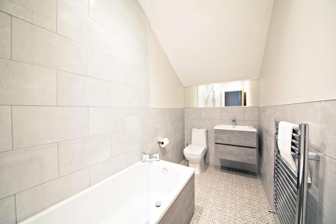 The Loft Apartment, 8 Granville Road ฮาร์โรเกต ภายนอก รูปภาพ