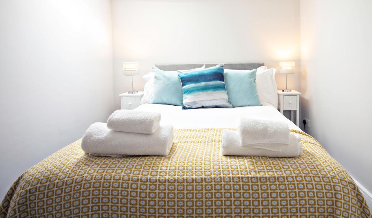 The Loft Apartment, 8 Granville Road ฮาร์โรเกต ภายนอก รูปภาพ
